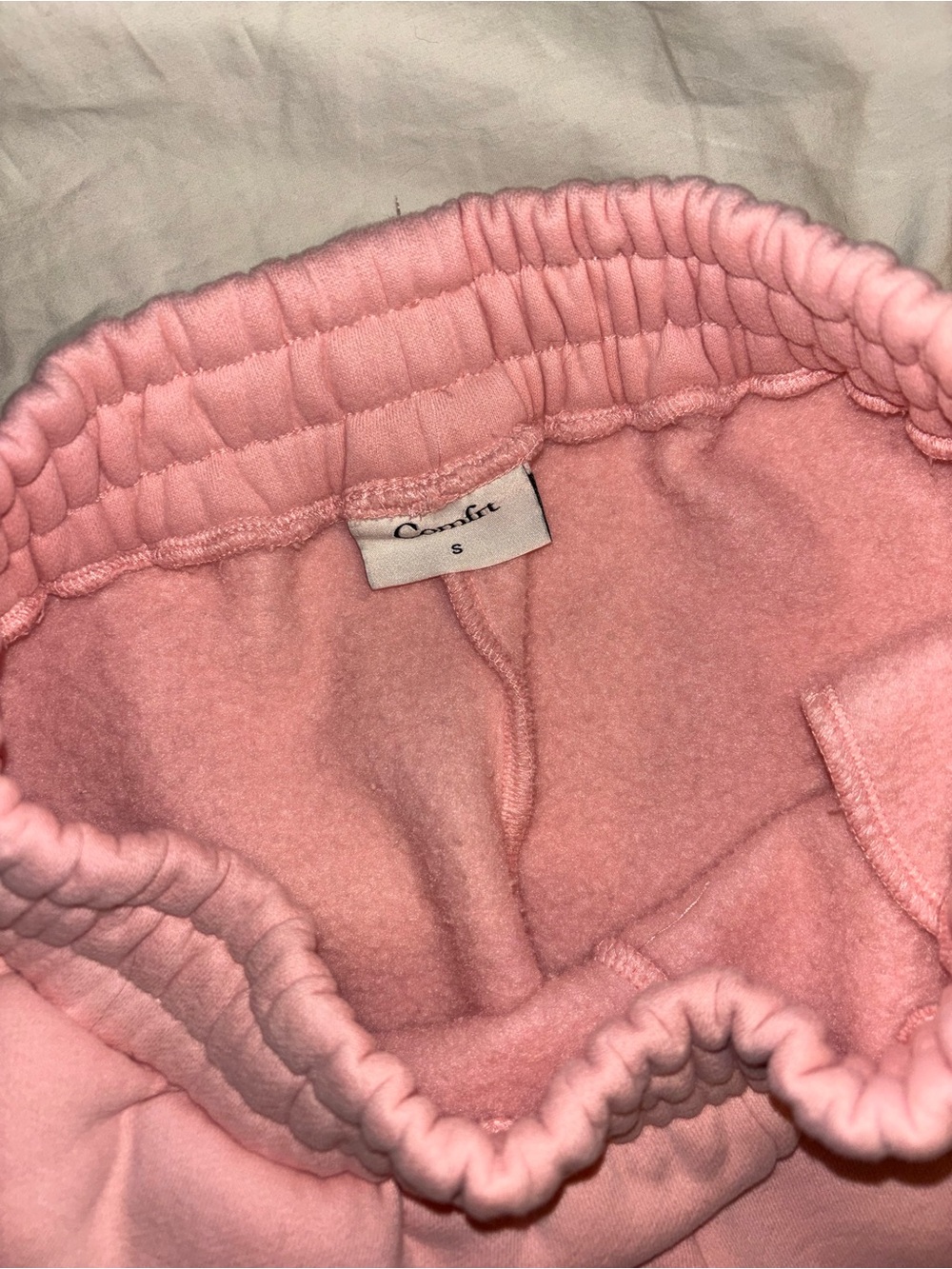 Comfrt Bubblegum Pastel Sweatshirt and Joggers Set - Picture 5 of 9